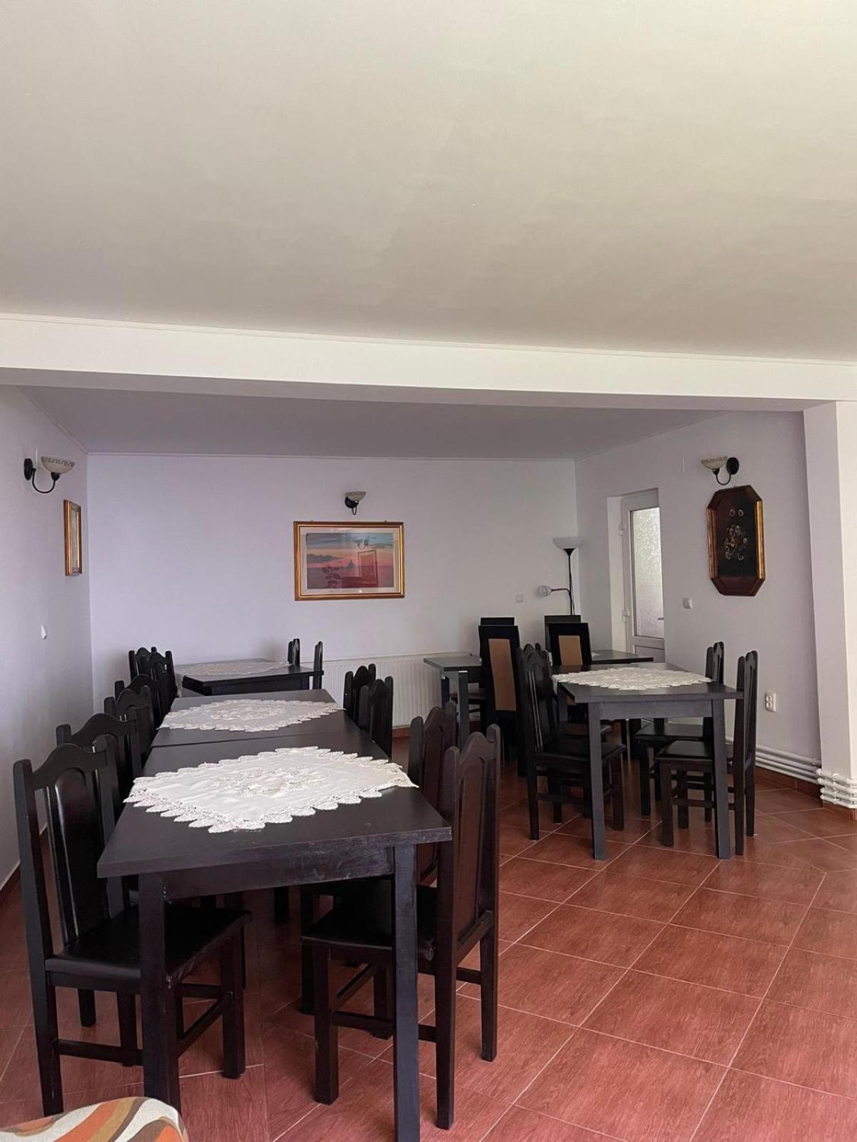 Casa Anastasia - Moieciu De Sus มัวเยชู เด ซุส ภายนอก รูปภาพ
