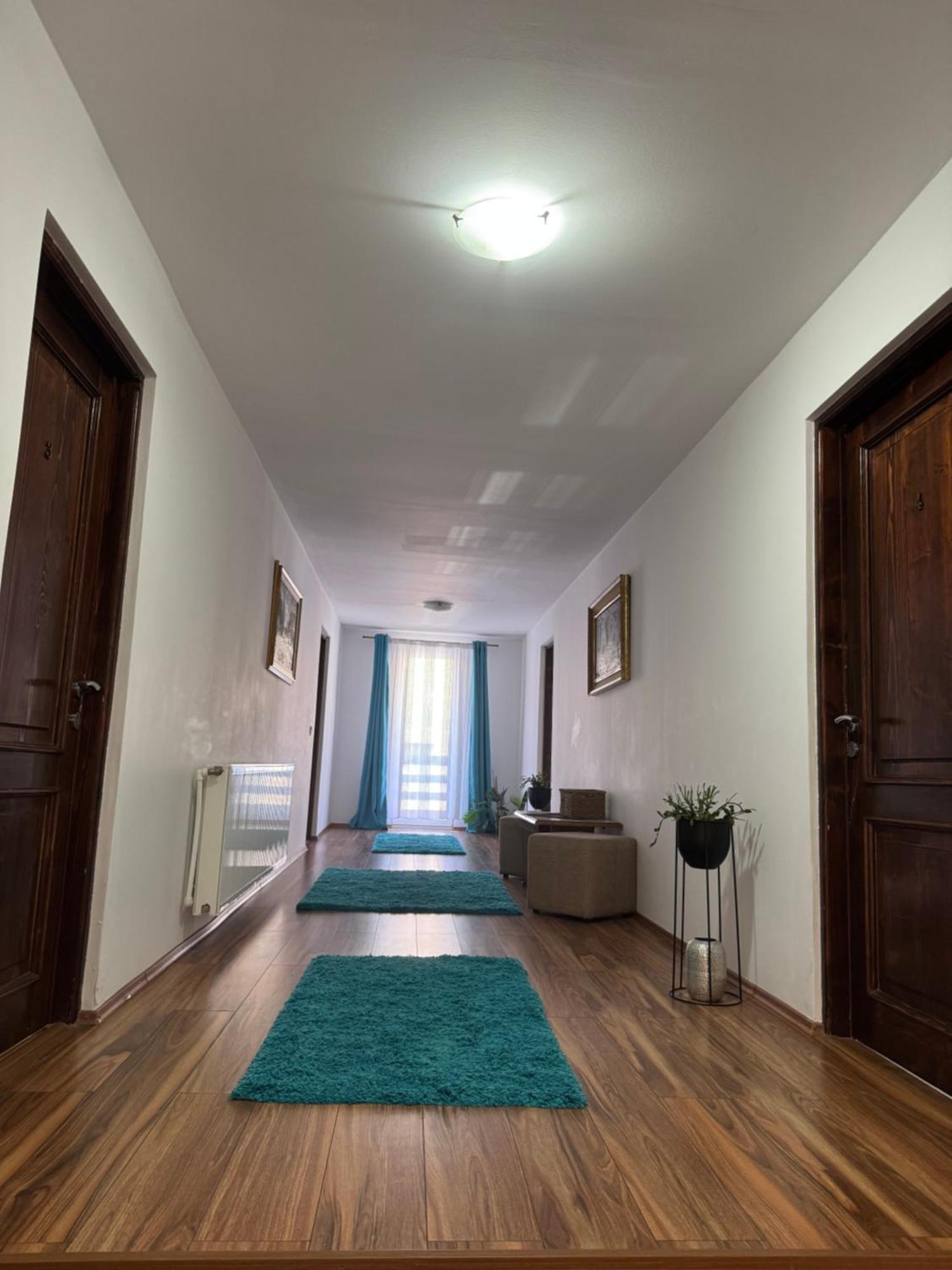 Casa Anastasia - Moieciu De Sus มัวเยชู เด ซุส ภายนอก รูปภาพ
